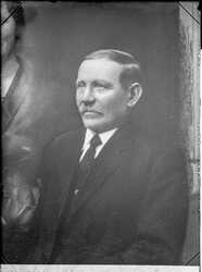 Emil Jansson, station, kopia Gustafson - klicka f�r att f�rstora