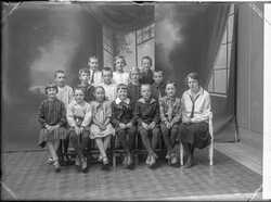 Margit Persson skolgr 1927 - klicka f�r att f�rstora