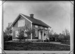 Hasselbacken, Fjugesta 34,�gare John (Johan) Apelqvist - klicka f�r att f�rstora