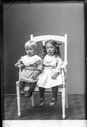 Walfrid Gustafson, barn - klicka f�r att f�rstora