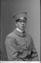 Chauff�r C. J. Karlsson - klicka f�r att f�rstora
