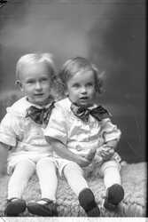 Herbert H�kanson, barn - klicka f�r att f�rstora