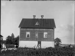 Ok�nt hus - klicka f�r att f�rstora