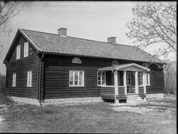 Ok�nt hus - klicka f�r att f�rstora