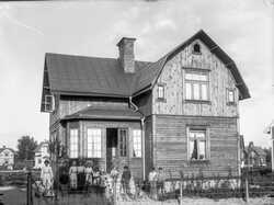 Ok�nt hus - klicka f�r att f�rstora