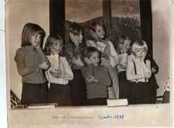 Barnfest i H�lsings�sen omkring 1975 - klicka f�r att f�rstora