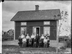 Tr�dg�rdsm�stare Lindqvist grupp - klicka f�r att f�rstora