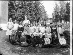 Fr�ken Ruth Anderson skolgrupp - klicka f�r att f�rstora