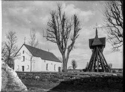 Kr�cklinge kyrka - klicka f�r att f�rstora