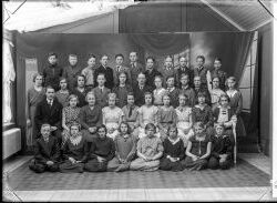 Skoll�rare S Rundberg skolbarn - klicka f�r att f�rstora