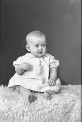 Fru Ruth Jansson flicka - klicka f�r att f�rstora