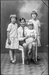 Barn - klicka f�r att f�rstora