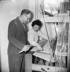 Martin Andersson, v�vstolsfabriken, Kvistbro  1964 - klicka f�r att f�rstora