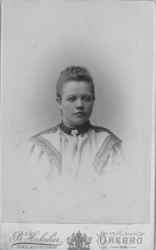 Motivet f�rest�ller Hulda T�rnquist - klicka f�r att f�rstora