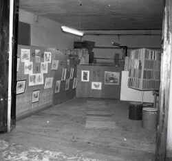 Glasm�steriet i Fjugesta vid julskyltningen 1955 - klicka f�r att f�rstora