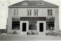 Fjugesta f�rghandel - klicka f�r att f�rstora