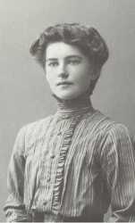 Anna Staaf p� Ekeberg i Knista f�ddes 1894-08-21 och dog 1978-12-05. - klicka f�r att f�rstora