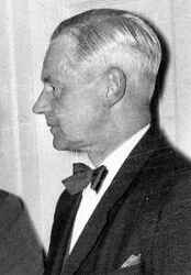 Portr�tt av landsfiskal Harald Lindstr�m som n�r bilden togs var en k�nd n�rkesprofil sedan 23 �r tillbaka. �r 1965 blev han polism�stare i Karlskoga. - klicka f�r att f�rstora