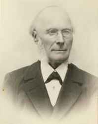 F�rre handlare N G Westlund i Gropen, f�rut i H�glunda med flera platser. F�dd den 19 april 1829 och d�d den 10 februari 1922. - klicka f�r att f�rstora