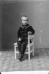 Fru Ester Nilson gosse - klicka f�r att f�rstora