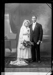 John B�low - klicka f�r att f�rstora