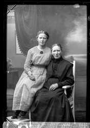 Syster Berta Svenson - klicka f�r att f�rstora