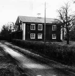 Mejerig�rdens huvudbyggnad i Fjugesta som revs 1964 - klicka f�r att f�rstora