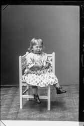 Walfrid Gustafson flicka - klicka f�r att f�rstora