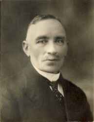 F�rre kyrkv�rden Vilhelm Lengqvist (eller Tengqvist) fr�n Kvistbro och senare Fjugesta f�dd den 26 april 1866 och d�d den 16 september 1947 - klicka f�r att f�rstora